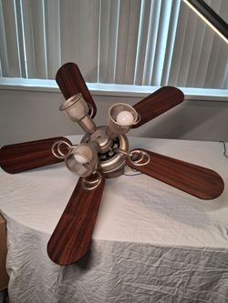 Hampton Bay Ceiling Fan In Decent Condition Just Moved To A New Place So Replaced Ceiling Fans With My Own