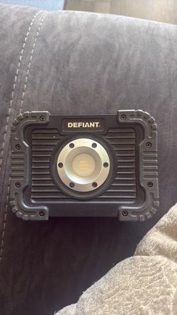 Defiant light