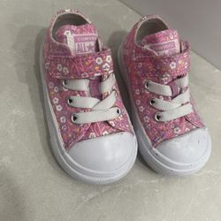 Baby Converse Size 4