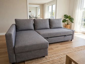 Free delivery nearby of sectional