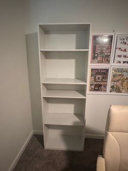 Set of bookshelves