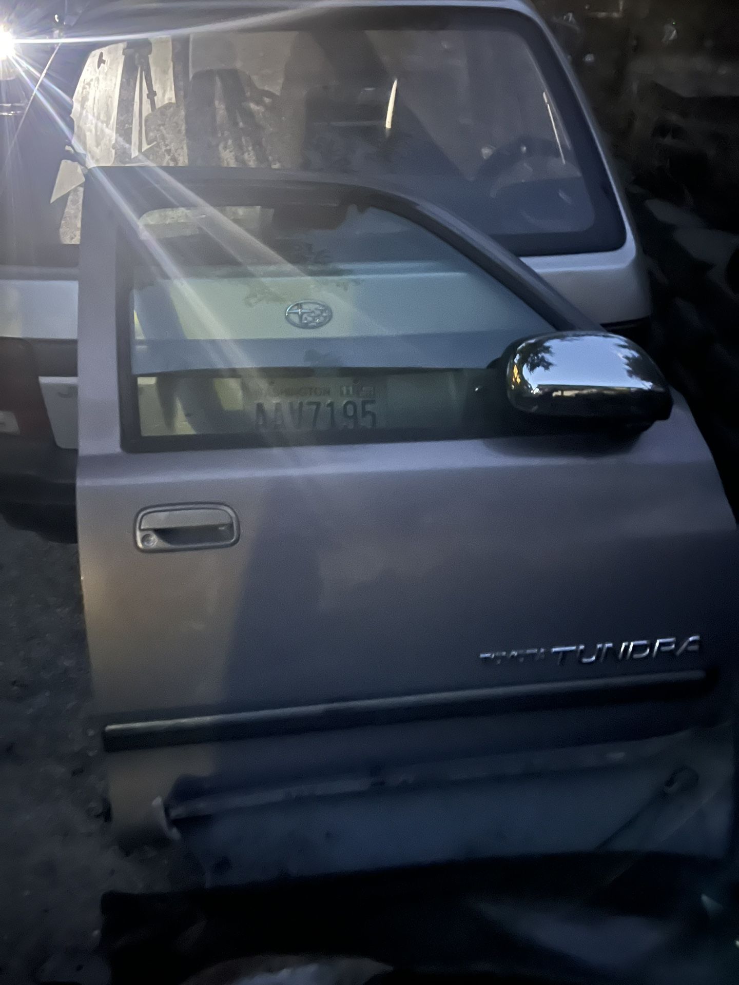2000 TOYOTA TUNDRA PASSENGER DOOR FITS 2000-2006