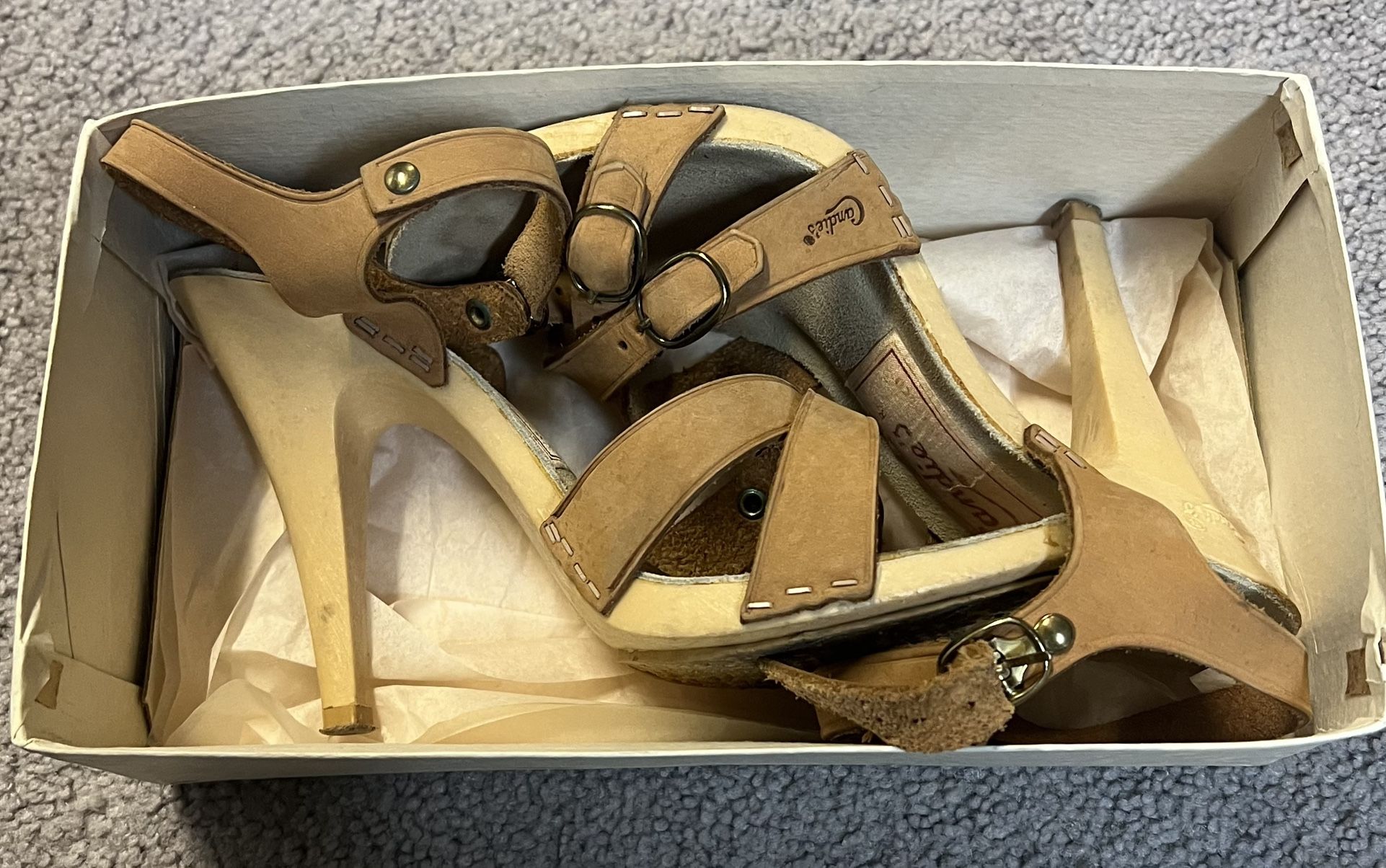 1970s Candies Tan Heels Women’s 6