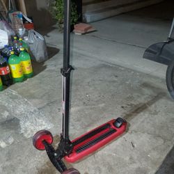 3 Wheel Scooter