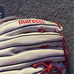 MARUCCI GLOVE FOR LEFTY