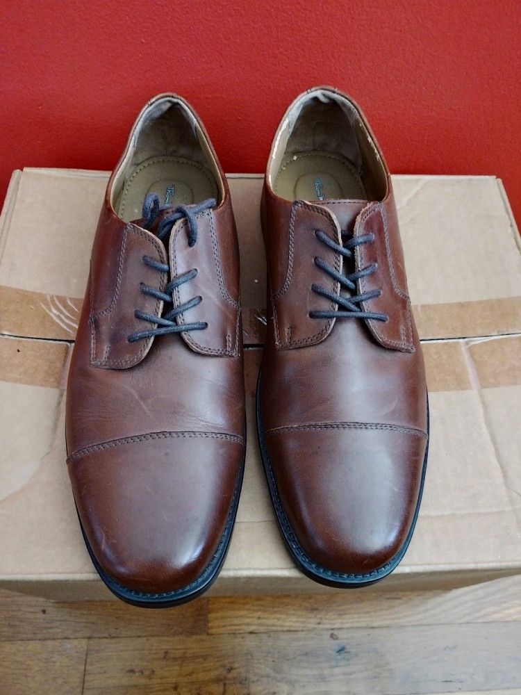 MEN'S THOM MCAN LEATHER SHOES..... CHECK OUT MY PAGE FOR MORE ITEMS