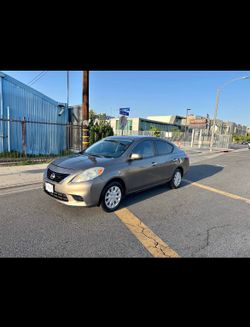 Nissan Versa S