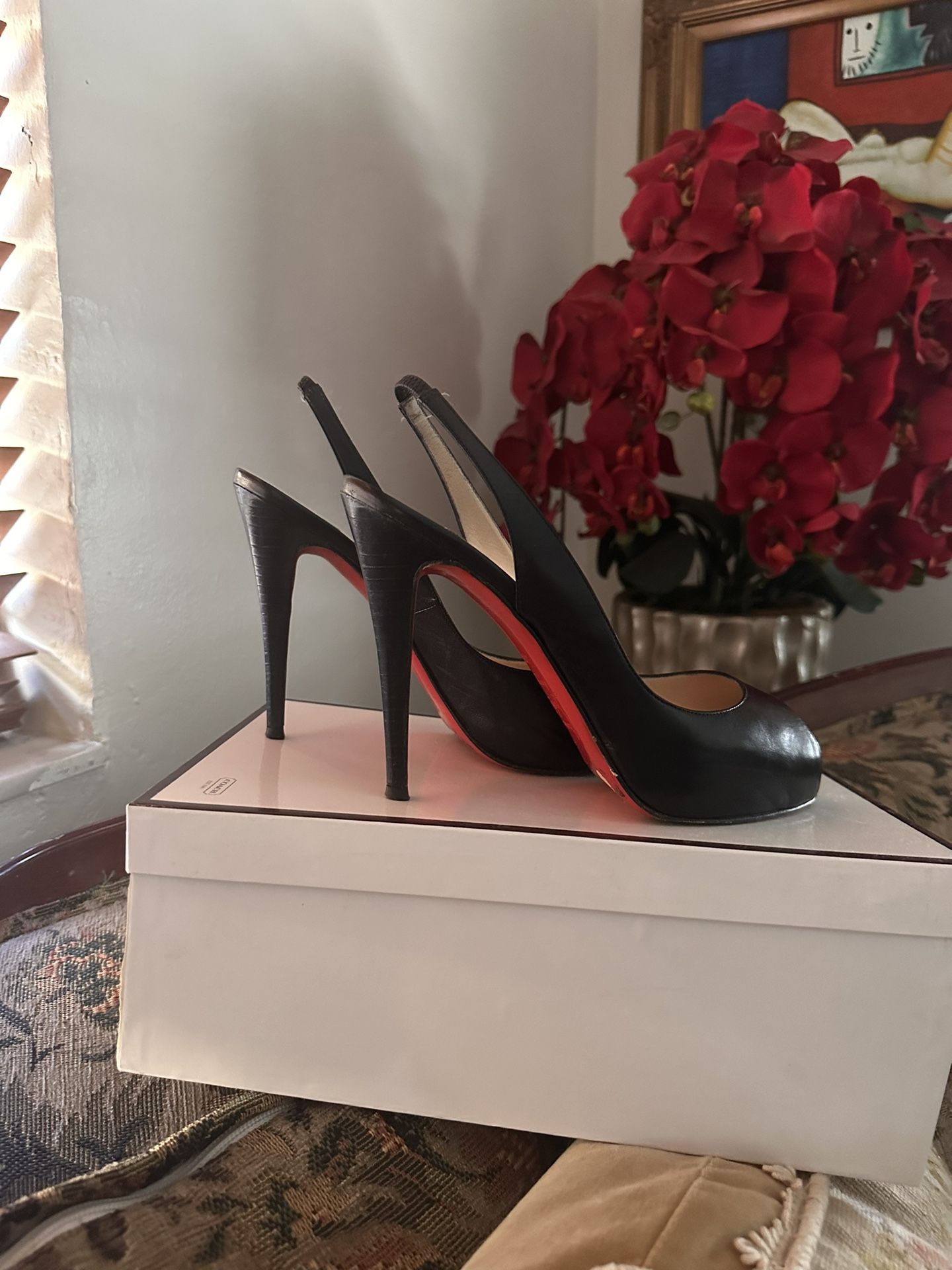 Authentic LouBoutin