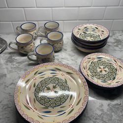 Temp-tations Vintage Collectible Ovenware “Confetti” Dinner Set