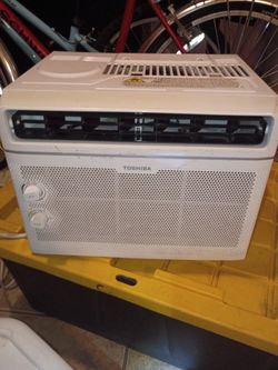 Toshiba Wall Or Window Air Conditioner 