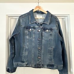Women’s Denim Jacket