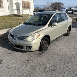 2007 Nissan Versa 