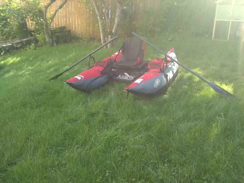 Arrow Backpacker Pontoon Boat