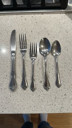 Oneida True Rose stainless steel flatware