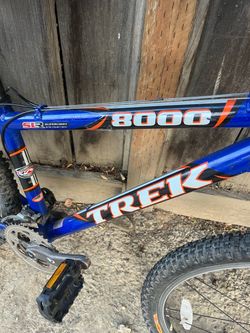Small trek mountain bike good condition