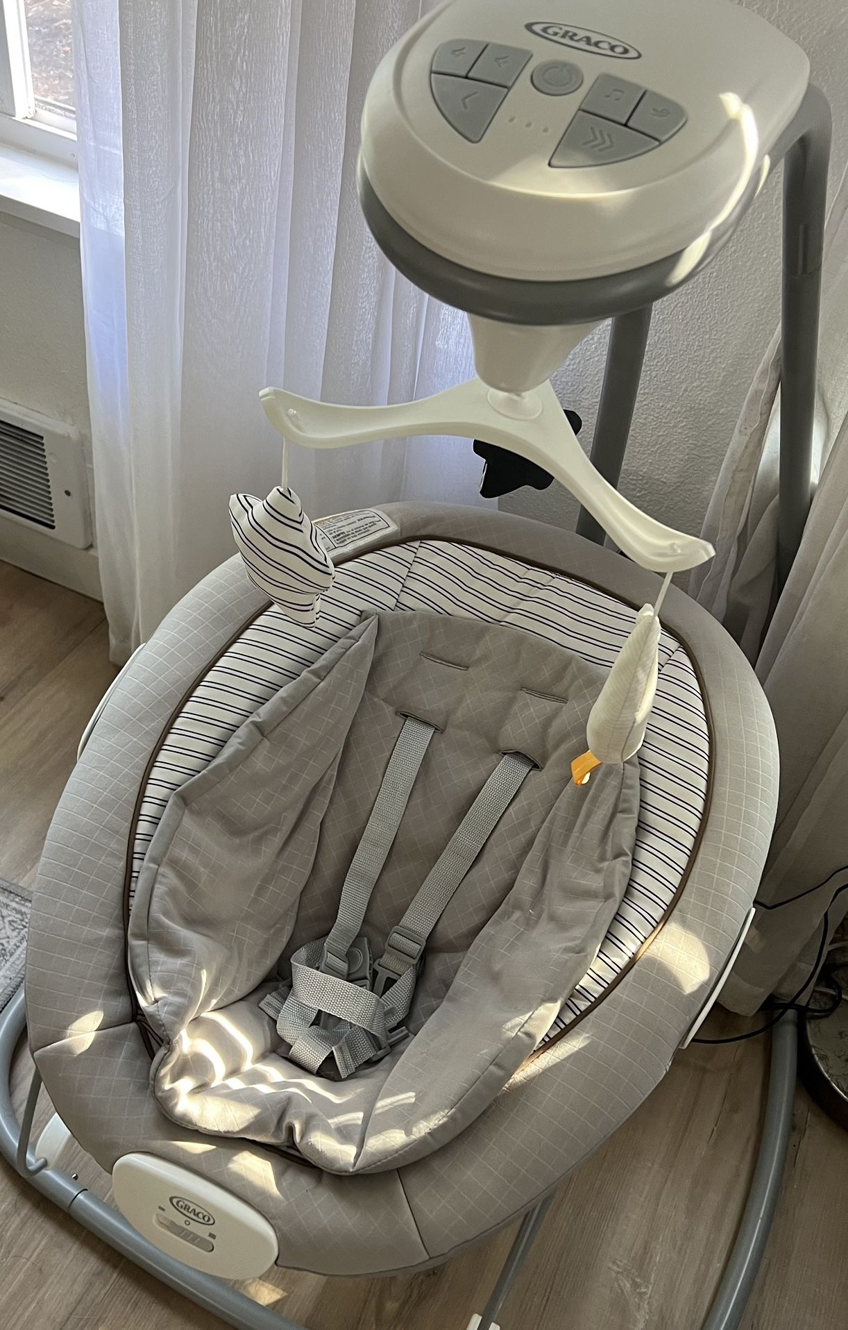 Graco Baby Swing