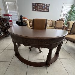 Vintage Carved Wood Kidney-Shaped Writing Desk / Vanity Desk/chair