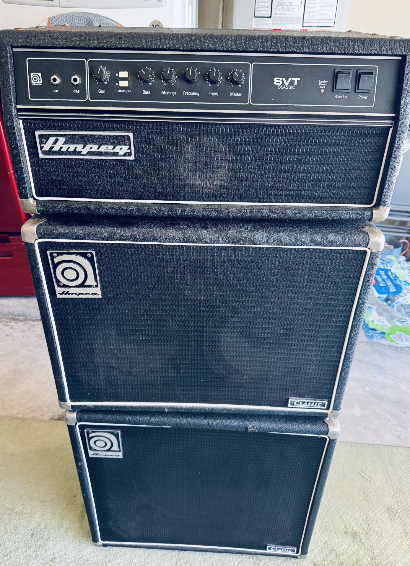 Ampeg SVT-CL 300-watt Tube Bass Head With Speakers