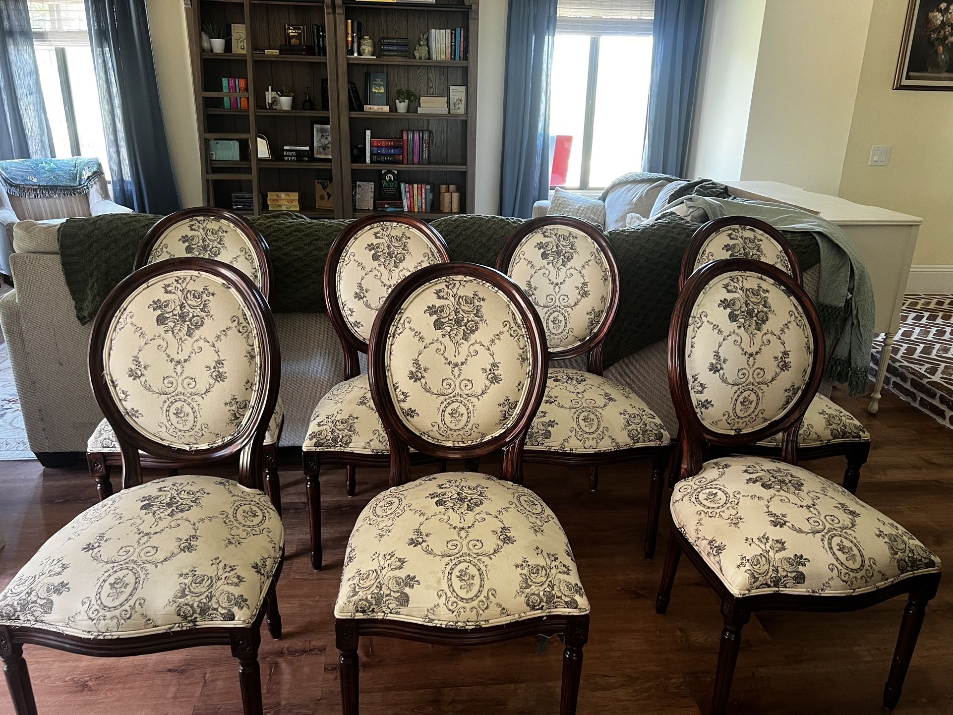 7 Dining chairs
