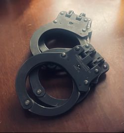 Peerless Model 801 Handcuffs Nylon Case