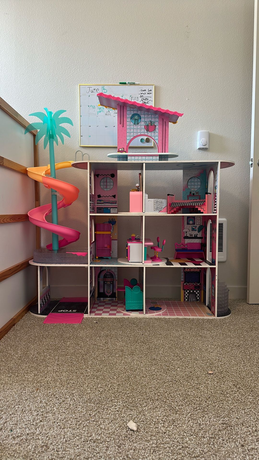 L.O.L OMG HOUSE