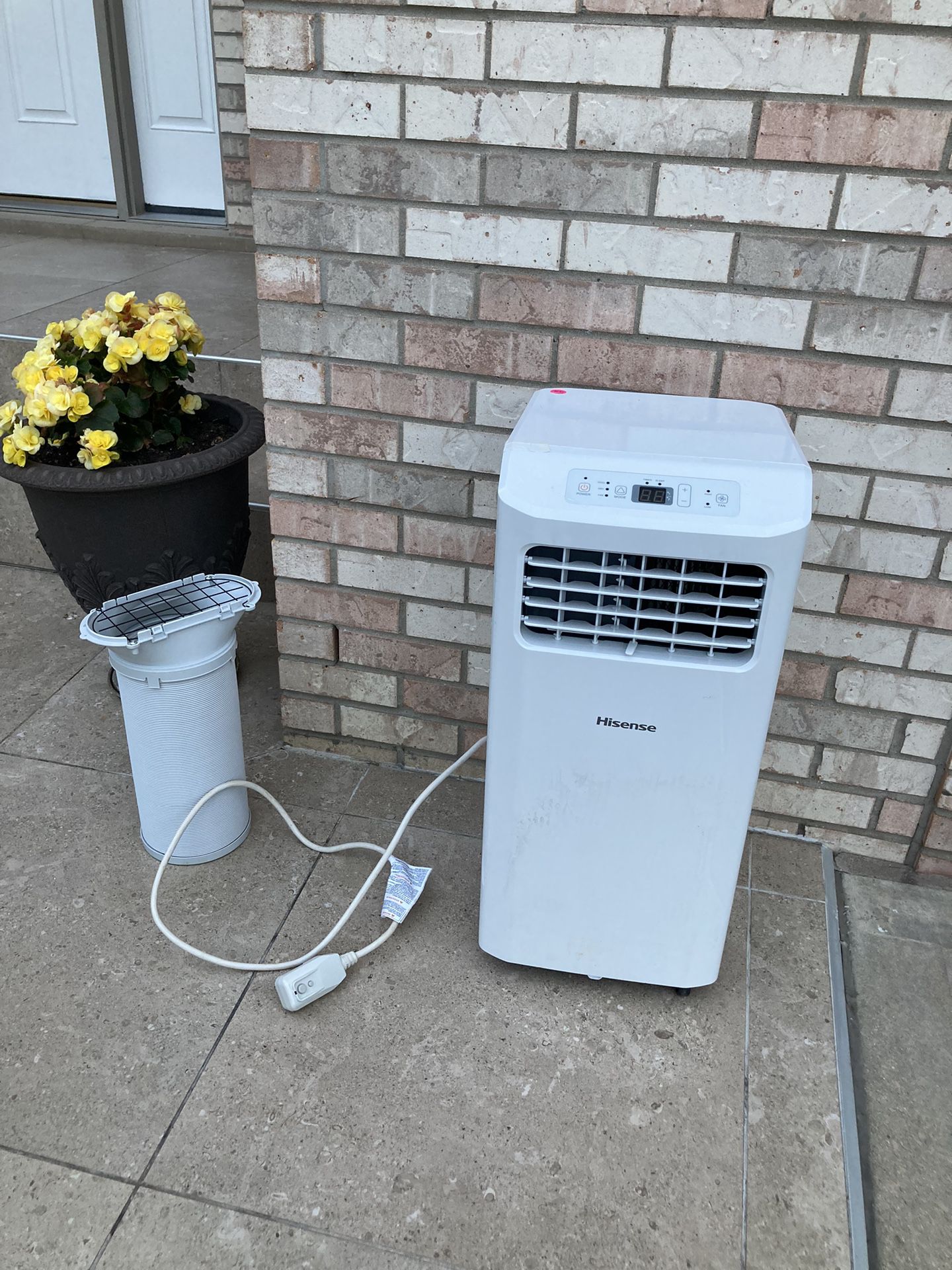 5000 btu AC( don’t have window kit, can use cardboard cutout or plastic)