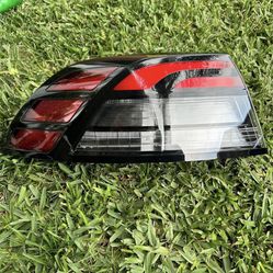 2023-24 Accord Taillights 