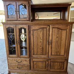 Beautiful Antique Rolling Entertainment 3 Pieces. 