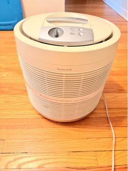 Honeywell HEPA Air Purifier – Works Great