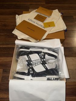 Black & White Trainers 