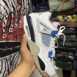 Jordan 4