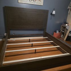 King Size Bedroom Set 2 night stands