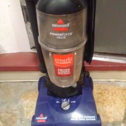 Bissell Vacume Cleaner