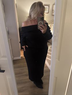 Women’s  black off the shoulder sweater knit dress