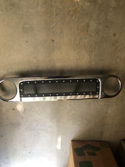 TOYOTA FJ CRUISER HEADLIGHT GRILL