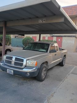 2005 Dodge Dakota