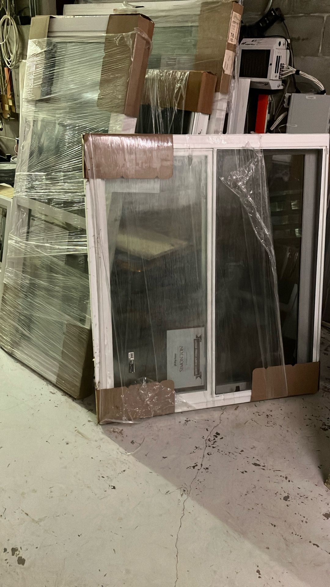 New Vinyl Replacement Windows