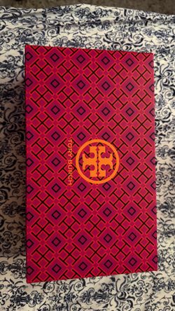 Tory burch sandals