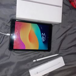 iPad And Apple Pencil 