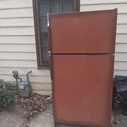 Free refrigerator