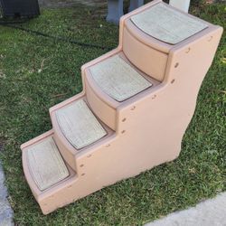 Pet Gear Easy Step IV Cat & Dog Stairs….Please Read Description!