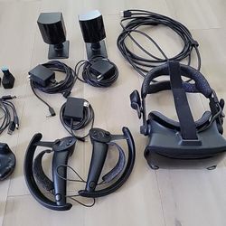 Valve •+Index•^*— VR Headset ~~~ Full Kit + (3x) 2.0 HTC Vive •••^___Trackers (Used-Good) 