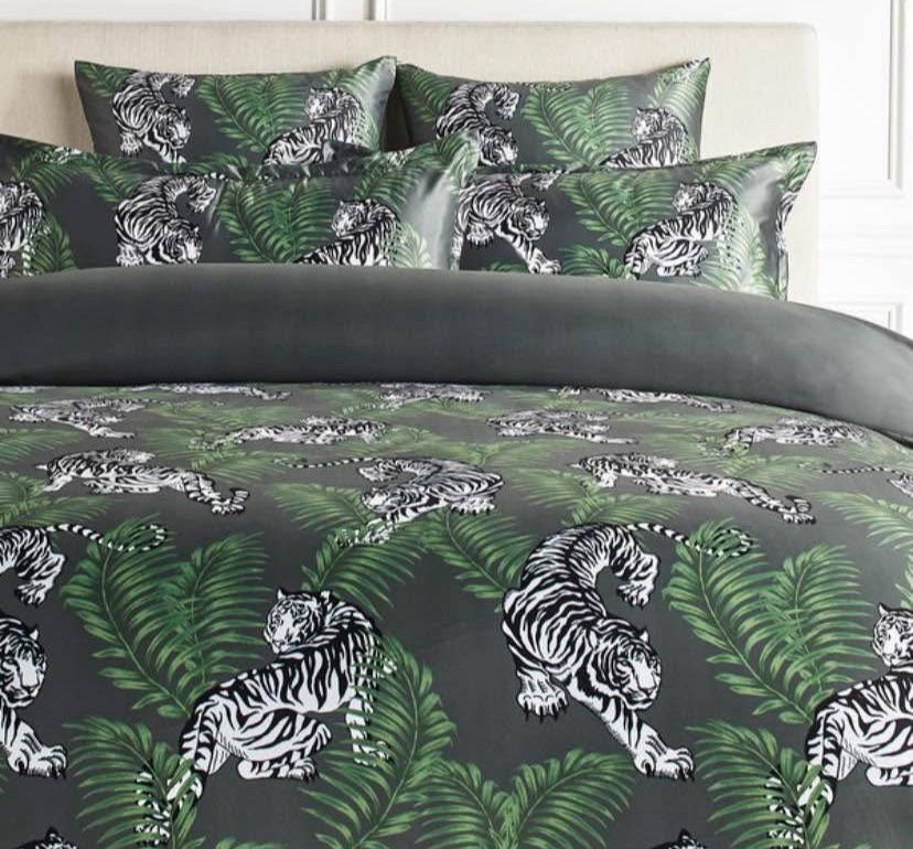 Z Gallerie Tigress King Duvet Cover & 2 King Shams New!!!