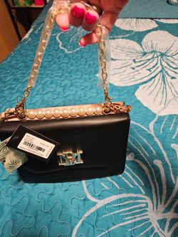 Badgley Mischka Crossbody