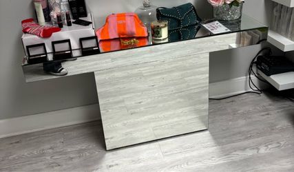 Console table