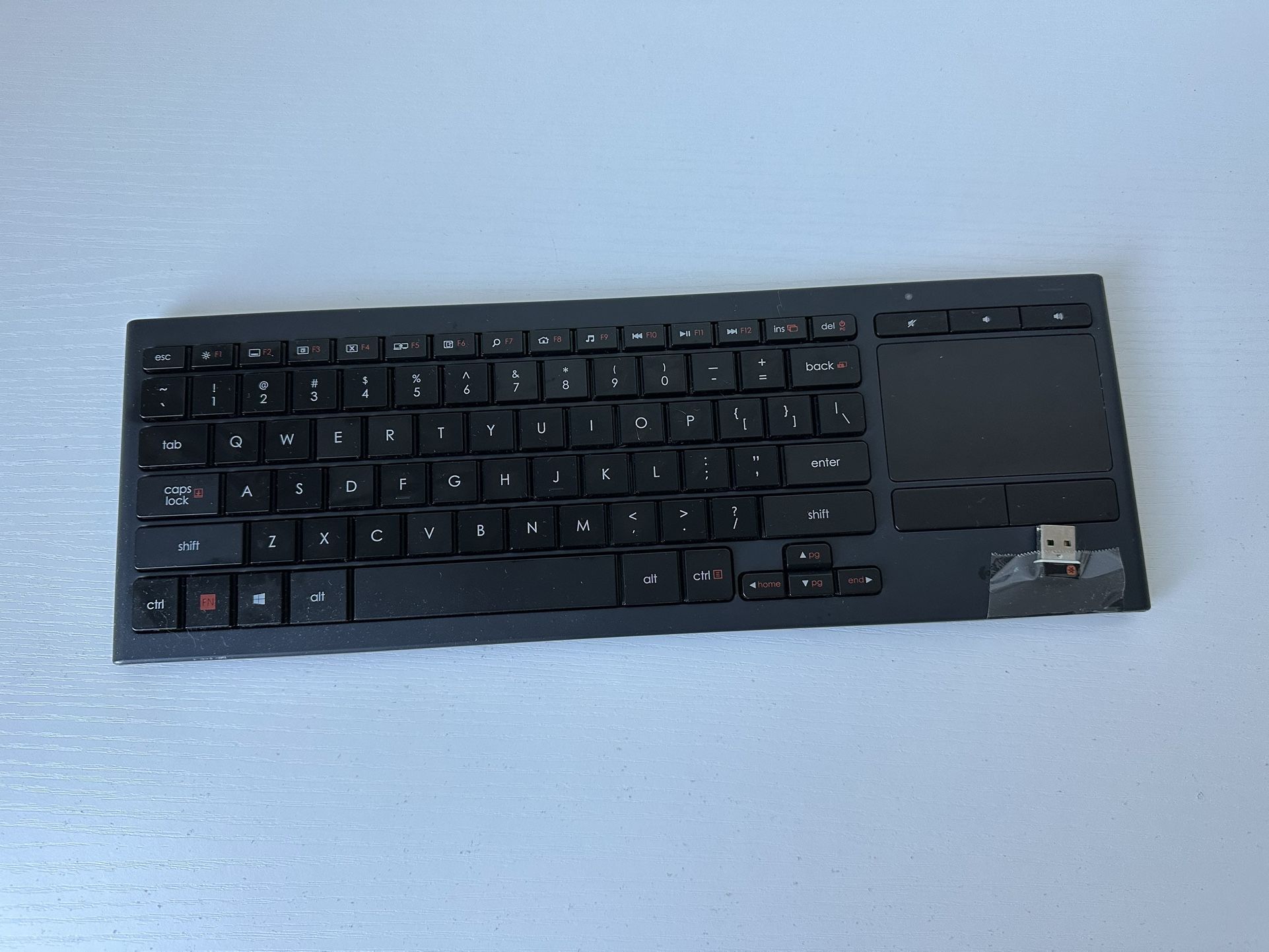 Logitech K830 Illuminated Wireless Keyboard With Touchpad 