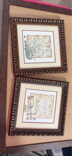 Set of 2 Framed Wine Label Prints