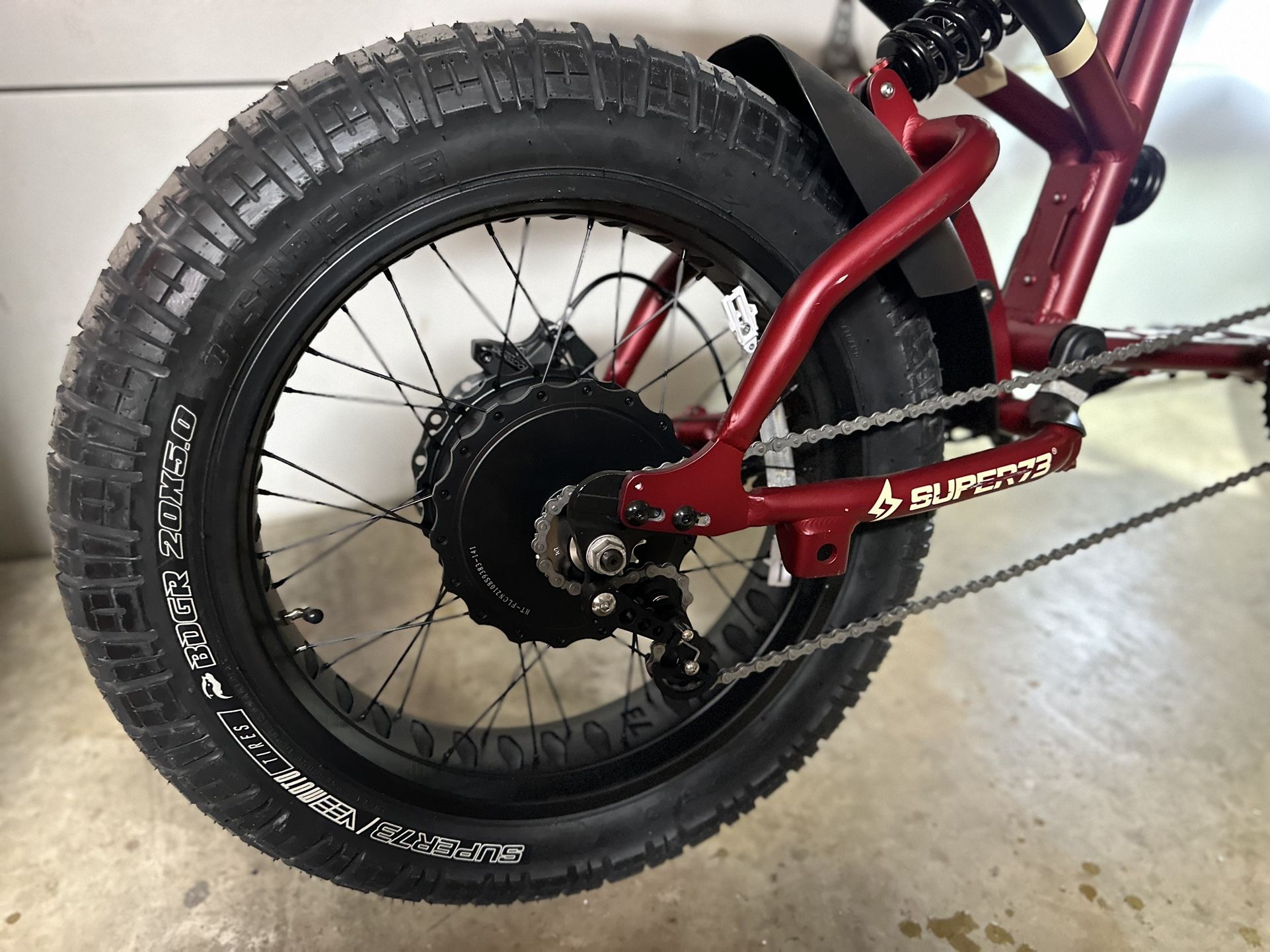 New Super73 RX Electric Motorbike 75 Miles Max Range 28 Mph Top Speed - Carmine Red
