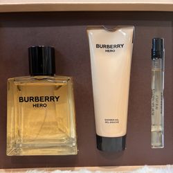 Burberry Hero Perfume Set 