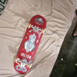 Brand NEW Ceature VX 8.5 Deck, Independent 149 Hollow Trucks, Bones Bearings And 54 Mm Bones Wheels